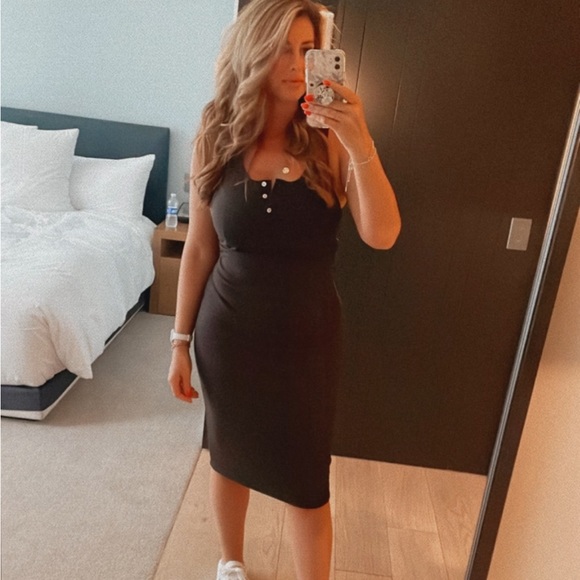 Meet your Posher, Karissa - Picture 8 of 9